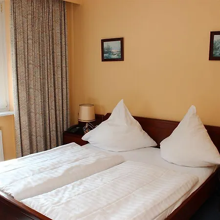 Szálloda Wiking Henstedt-Ulzburg