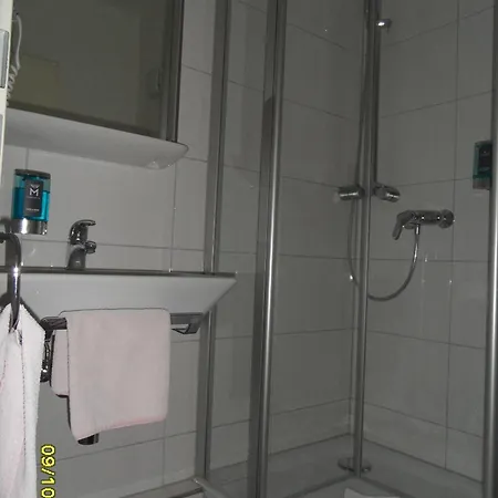 维京酒店 酒店 亨施泰特-乌尔茨堡